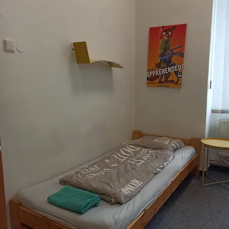 Cozy Rooms, 10 Min By Walk To The Center Apartment *