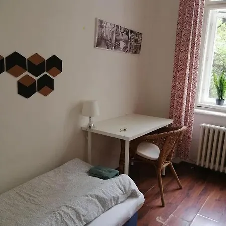 Cozy Rooms, 10 Min By Walk To The Center Brno