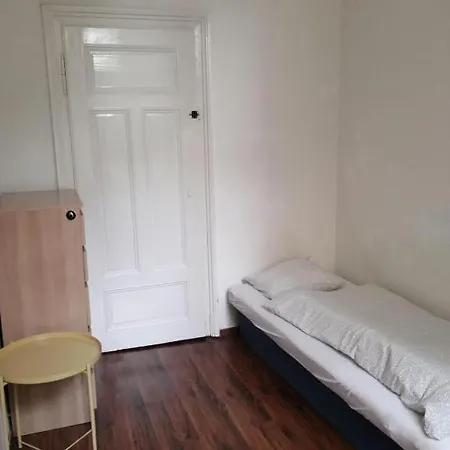Cozy Rooms, 10 Min By Walk To The Center Brno