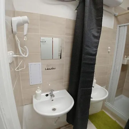 Cozy Rooms, 10 Min By Walk To The Center Apartamento *